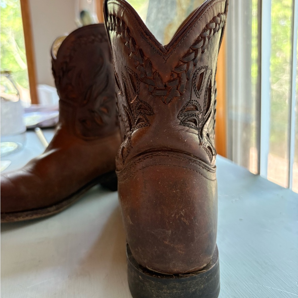 Frye Brown Leather Embossed Western Cowboy Boots - Picture 3 of 6